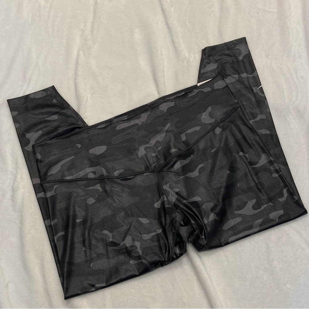 NEW Nike Workout Leggings Womens Plus Size Black Camo 2X